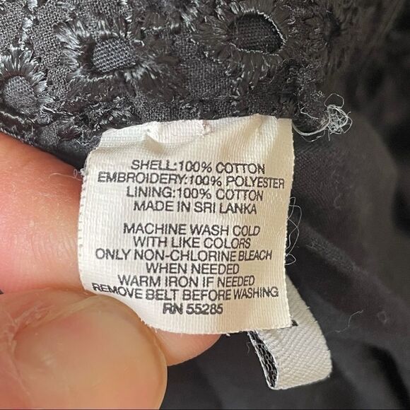 Express Editor Black Eyelet Lace Shorts 2 - Picture 2 of 8